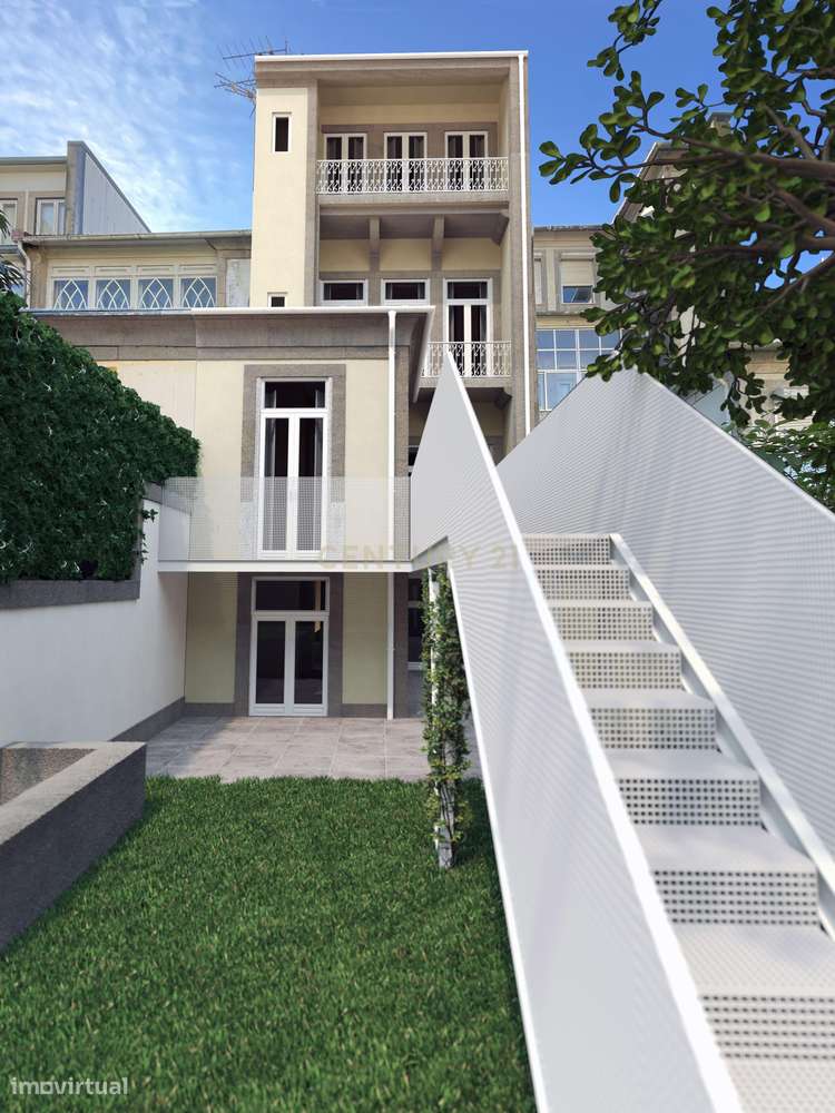 T1 com varanda e jardim no Empreendimento Álvares Cabral 91-12