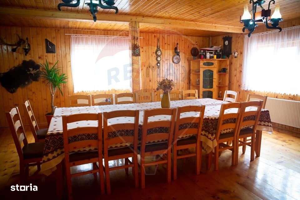 De Vânzare Pensiune Rustica De Vis Pe Ruta Lerești-Voina-5