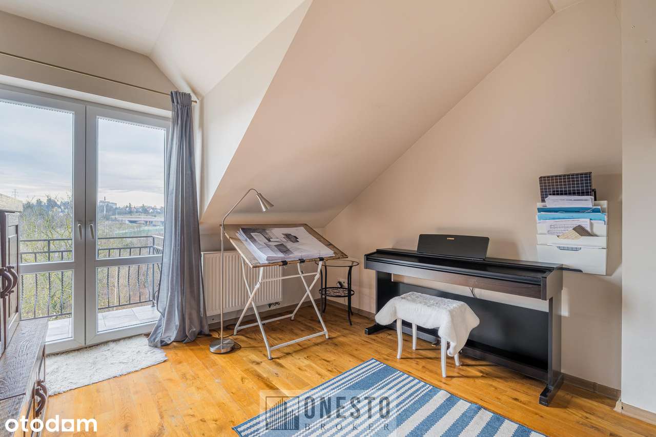 Przytulny dom 4 sypialnie + kominek, taras, ogród, garaż *Szerokie*-9