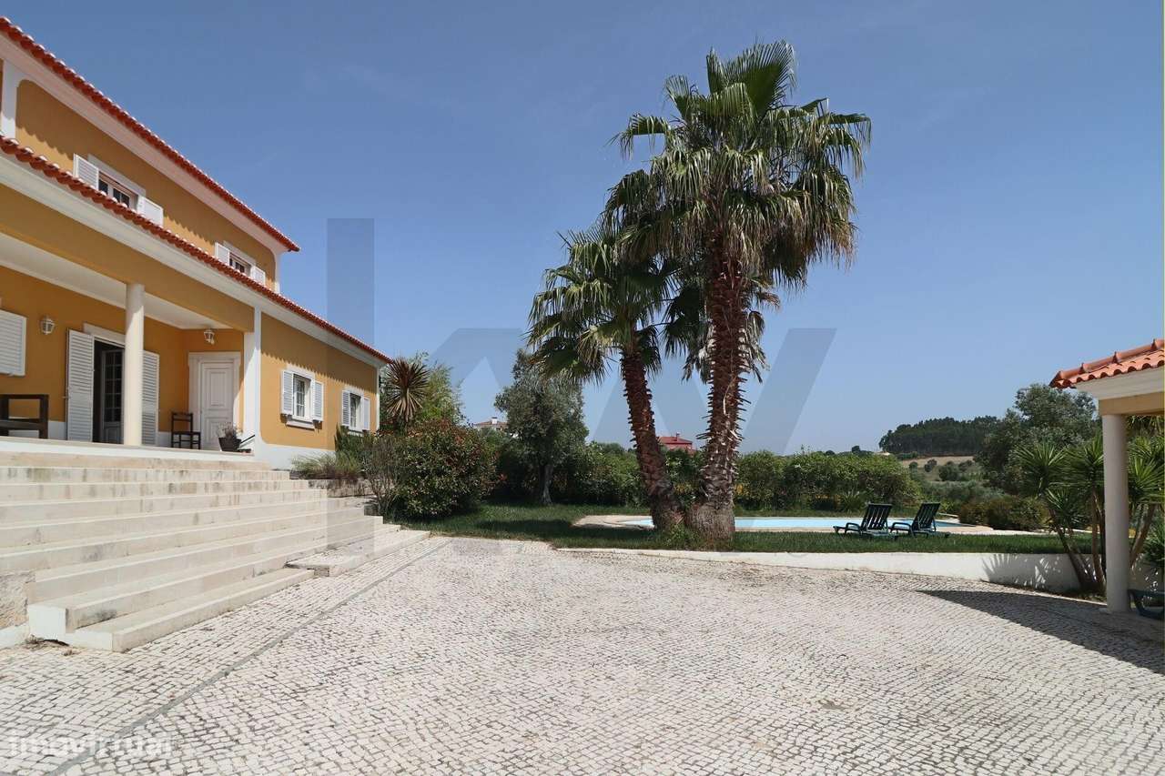 Moradia de Luxo com Piscina e Vistas Panorâmicas | Moçarria, Santarém-43