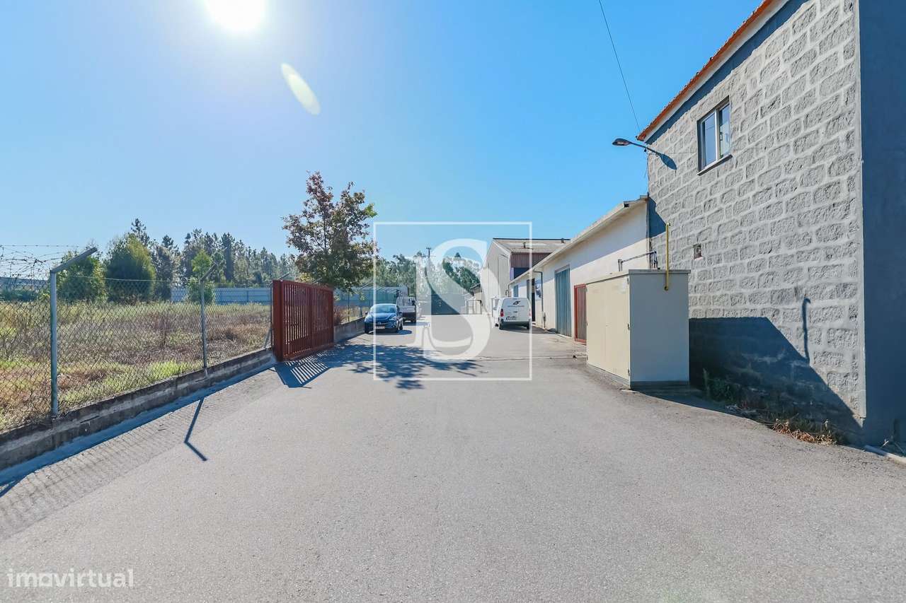 Armazém, Braga, Barcelos, Manhente - Grande imagem: 5/7