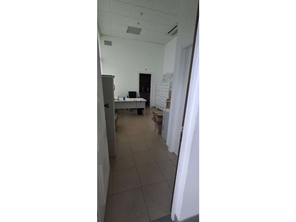 Armazém para Venda e/ou Arrendamento | Zona Industrial de Vialonga ...-25