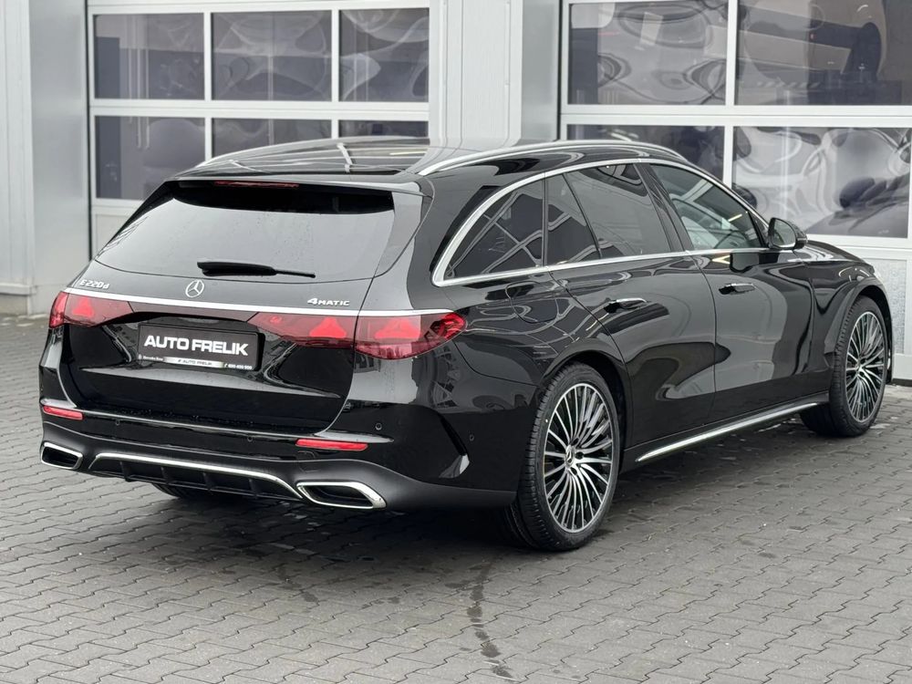 E220d 4Matic kombi, Linia AMG Advanced Plus, Kamera 360, Hak