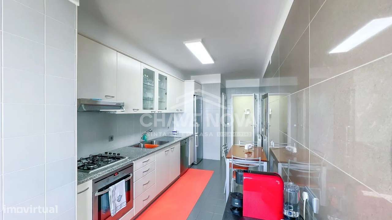 T2 novo com garagem e varanda em Gaia-10