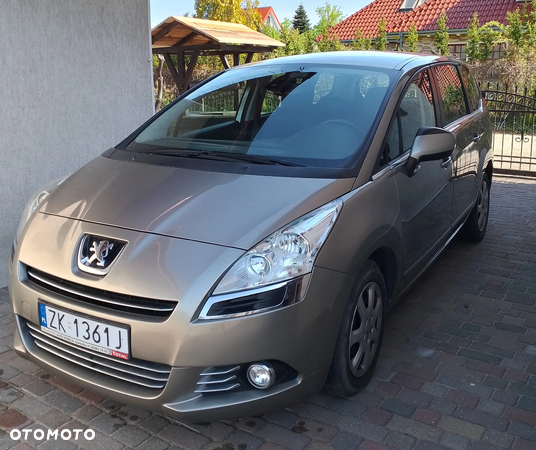 Peugeot 5008 - 2