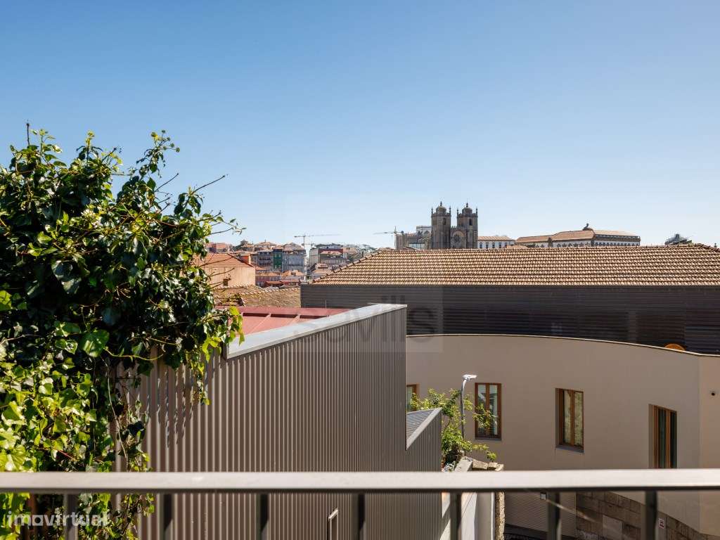 T2 Duplex Vitória Historical Center Porto-25