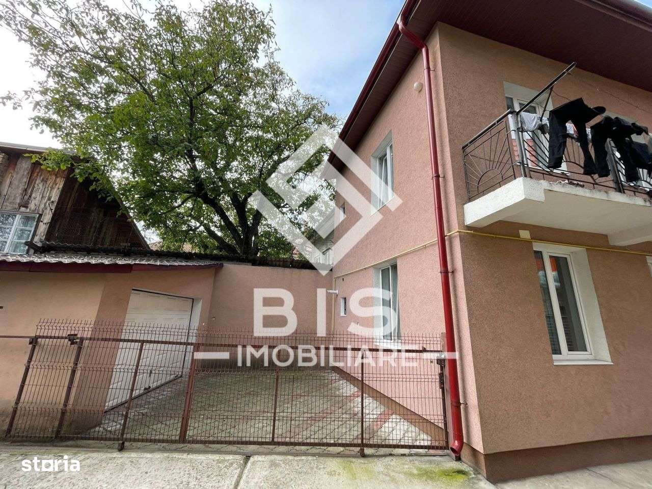 Casă ultracentrală P+E+M în Bistrita, Piata Centrală - Imagine principală: 1/6