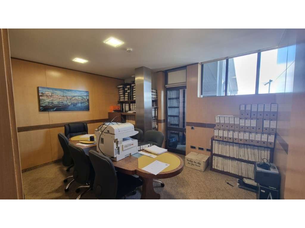 Loja Comercial | Centro da Lixa - Grande imagem: 2/7