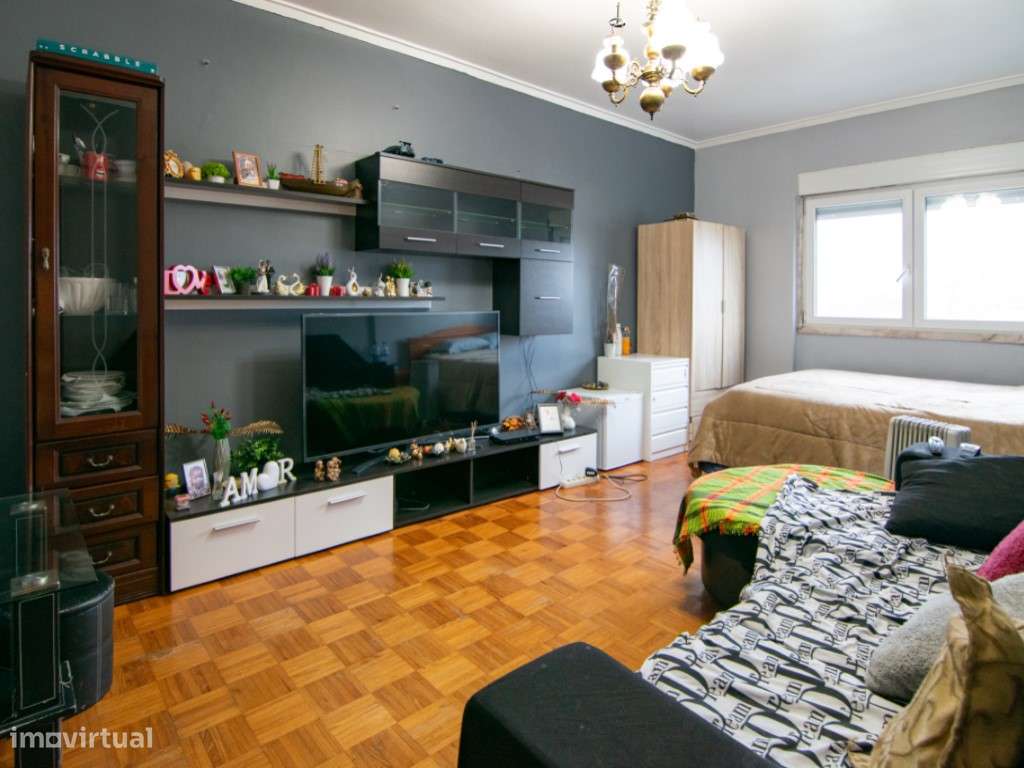 Imperdível T2 na Amadora!-5