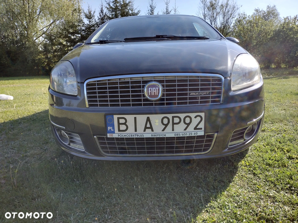 Fiat Linea 1.3 MJ 16V Emotion - 2