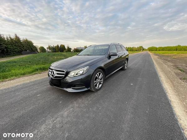 Mercedes-Benz Klasa E 250 CDI 4-Matic BlueEff Avantgarde - 1