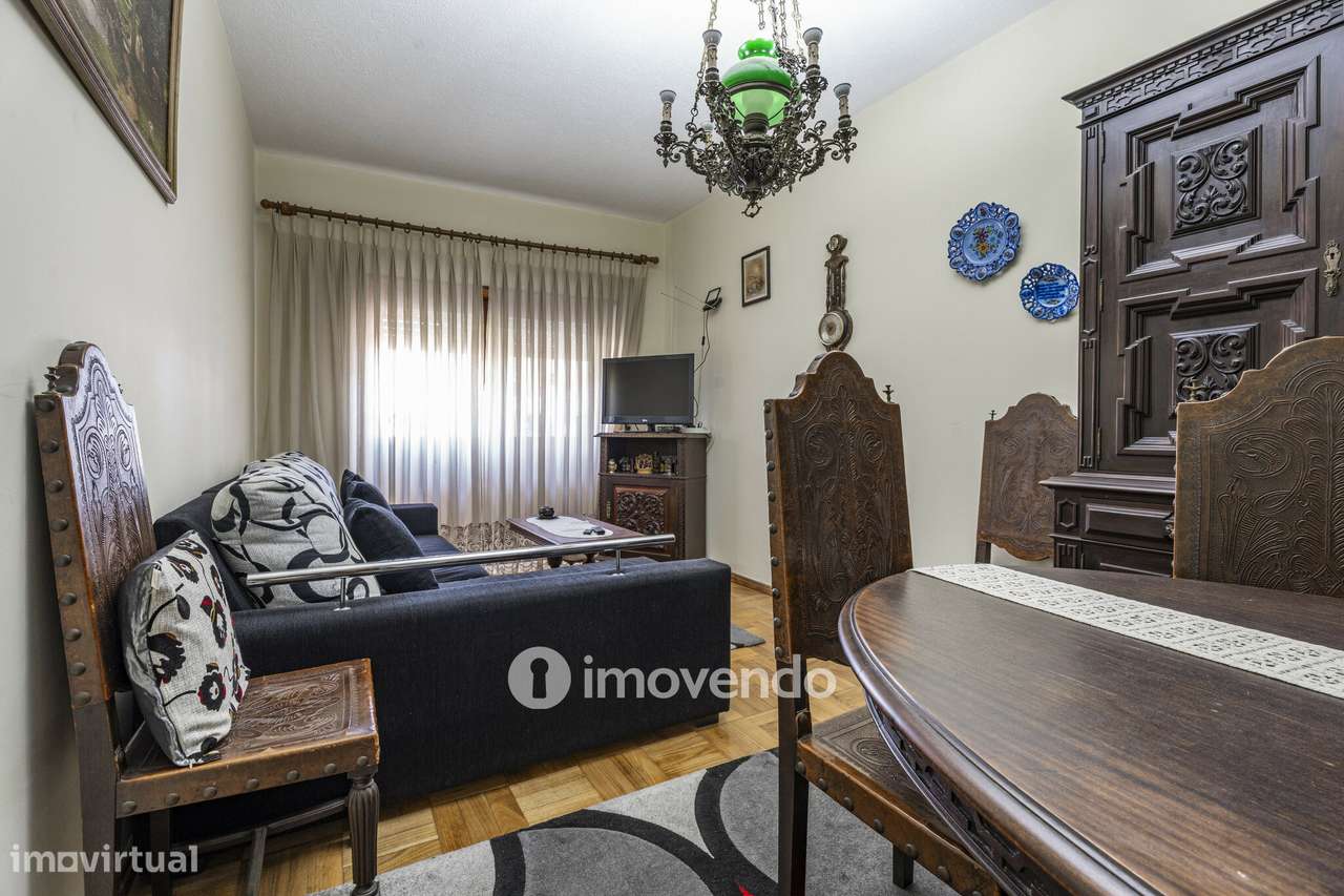 Apartamento T2+1, com áreas amplas e arrecadação, no centro de Braga - Grande imagem: 4/37