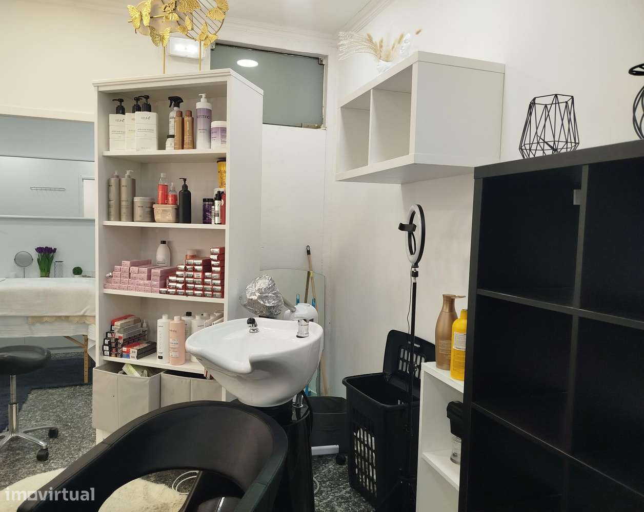 Trespasse de Salão de Beleza no Lumiar – Pronto a Funcionar!-19