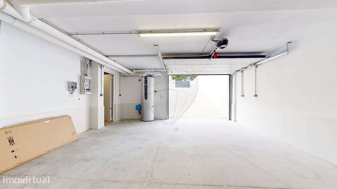 Moradia T4 para venda-45