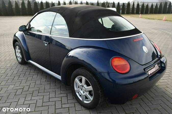 Volkswagen New Beetle - 11