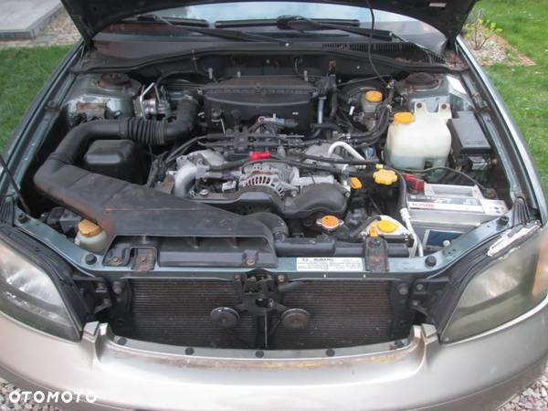 Subaru Outback Legacy 2.5i Comf AT - 12