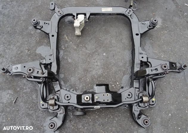 Jug / cadru motor Opel Zafira B 1.9 CDTI - 1