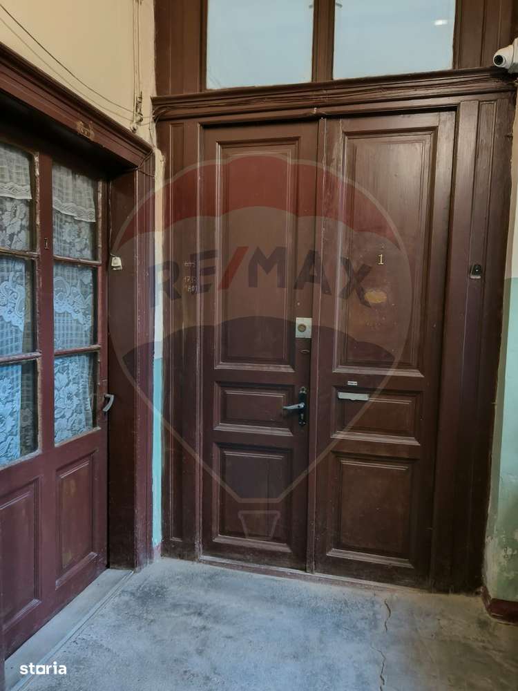 Apartament de vânzare în Palatul Berde, strada Horea-5