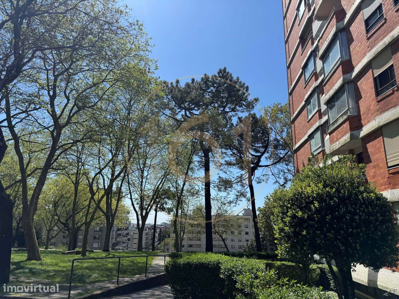 Apartamento T3 com varanda, para venda , no Porto-24