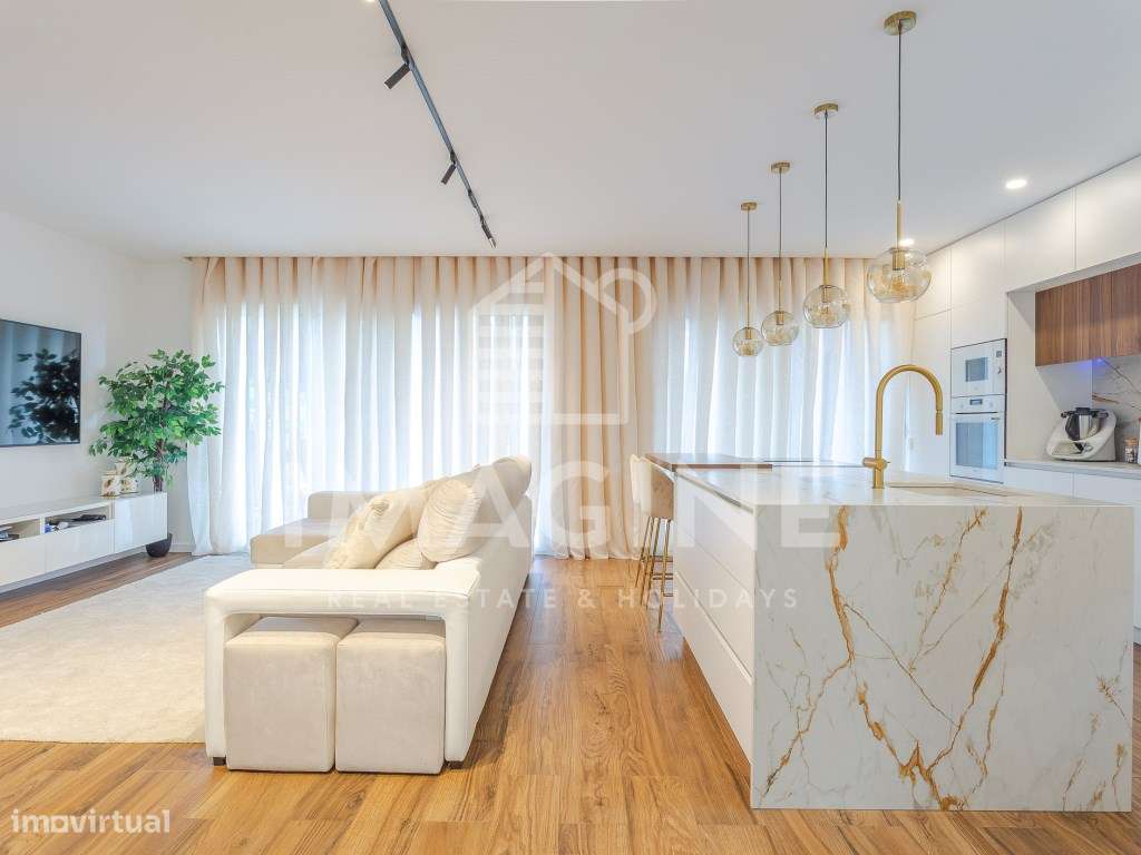 Moradia V2, de Arquitetura Moderna com Piscina e jardim - Urbanizaç...-21