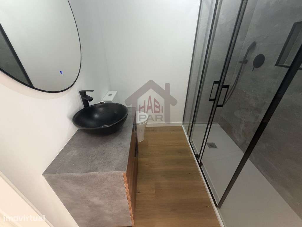 Excelente Moradia T3+1 Centro de Benavente Baixa de Preço-17