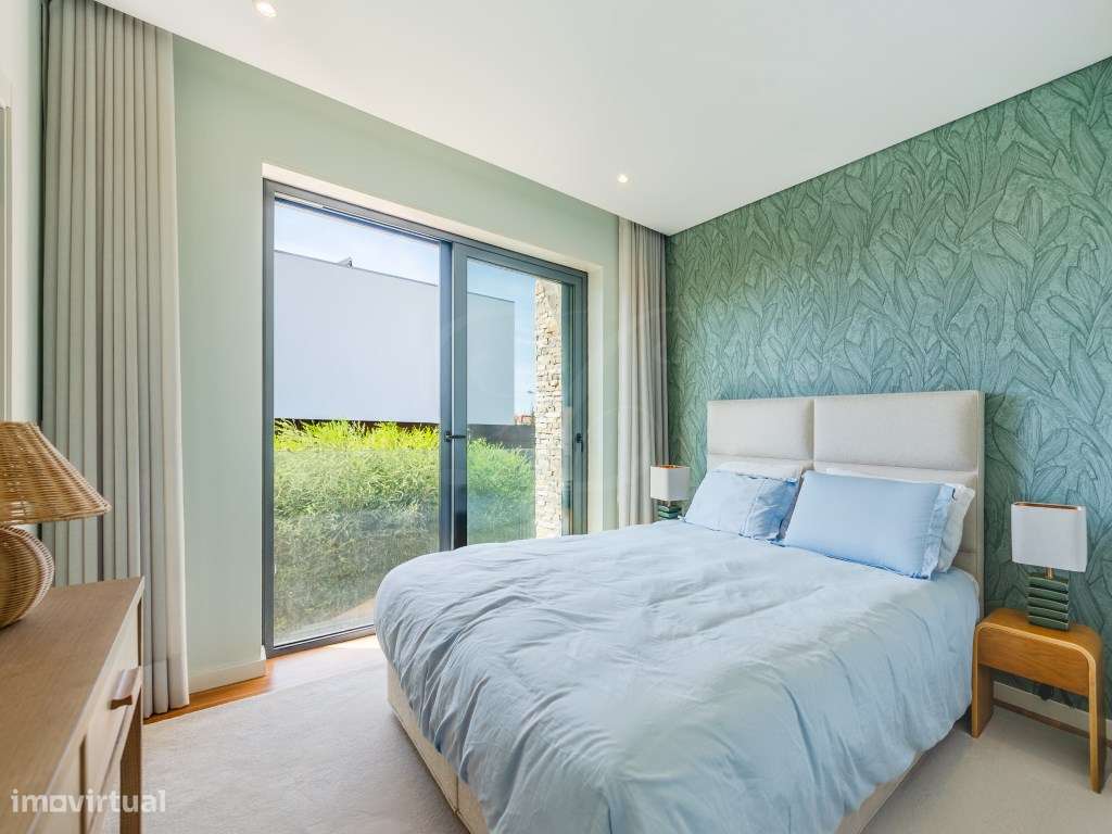 Moradia T8 c/Piscina | Queijas-25