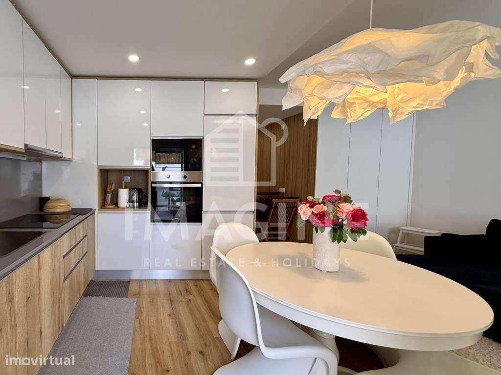 Apartamento T2 com Terraço e Espaço Independente na Fonte Nova, Bai...-1