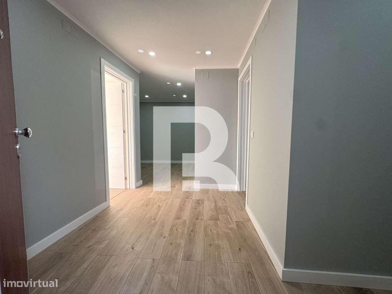 Apartamento T3 com 2 frentes na Damaia - Grande imagem: 4/24