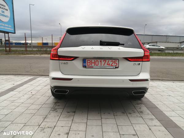 Volvo V60 Cross Country D4 AWD Geartronic - 5