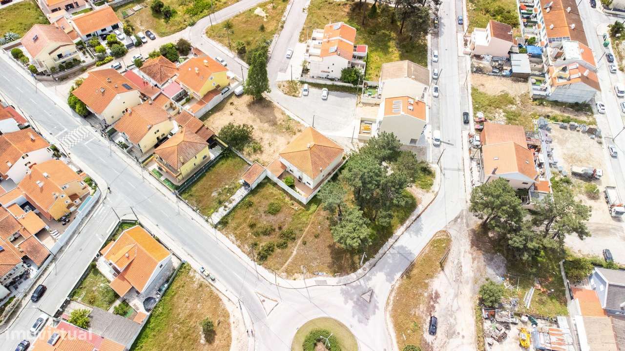 Terreno na Quinta do Conde para construção de edificio-12