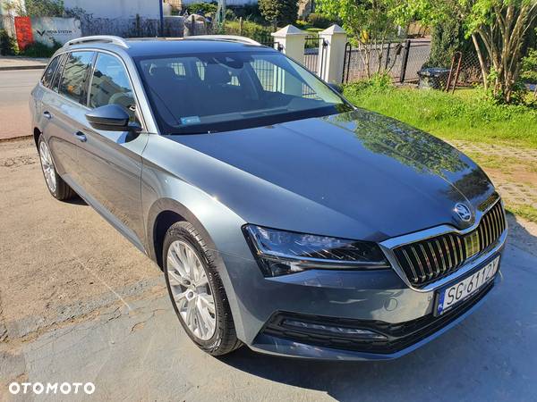 Skoda Superb 2.0 TDI SCR Ambition - 2