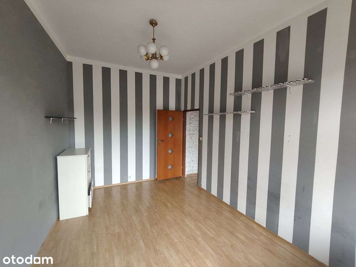 Duże mieszkanie w centrum Oleśnicy-5