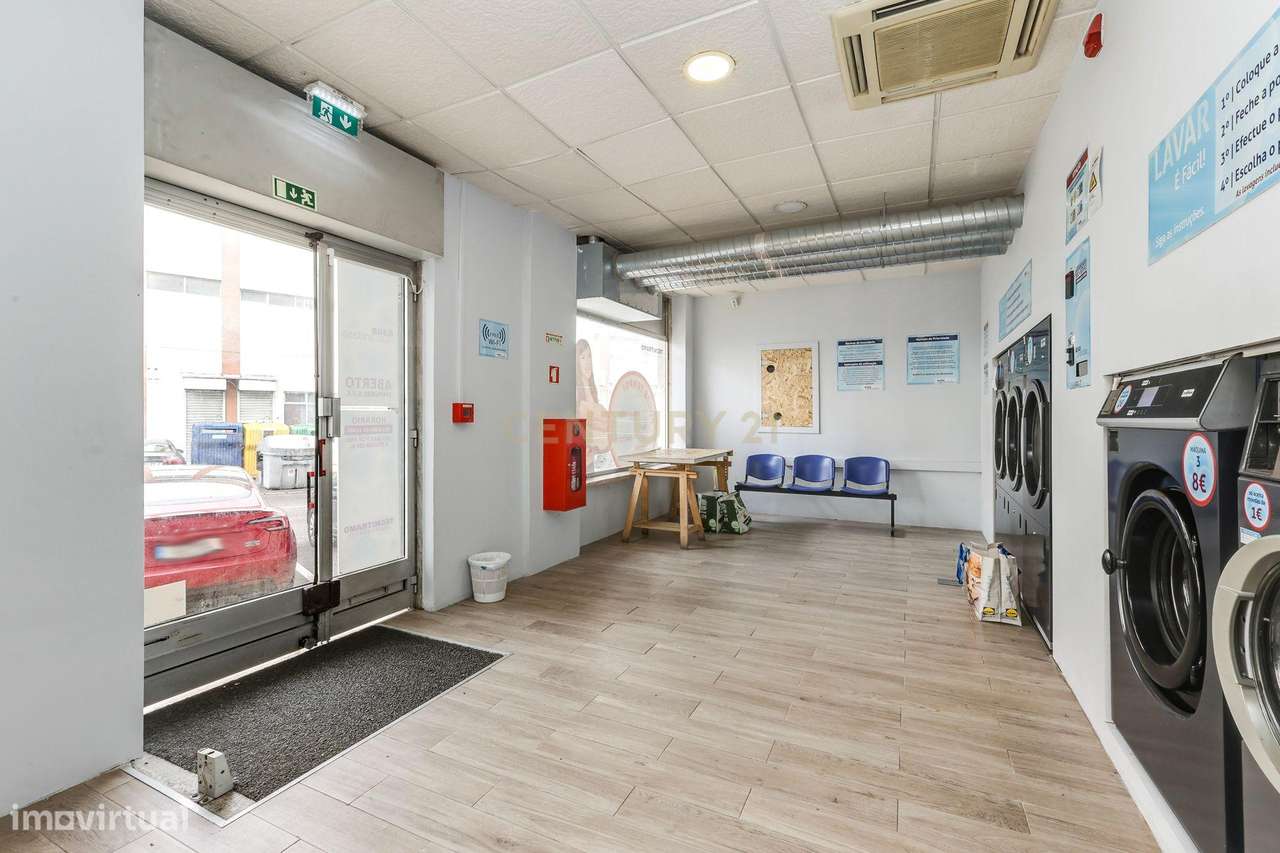 Loja com 120 m² no Coração de Queluz – Excelente Oportunidade de Inves - Grande imagem: 2/17