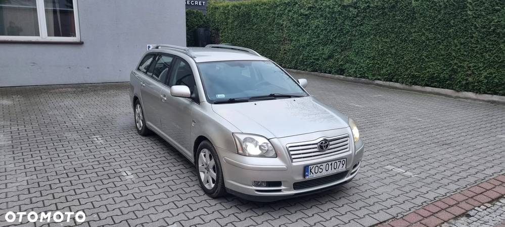 Toyota Avensis 2.0 D-4D Sol - 1