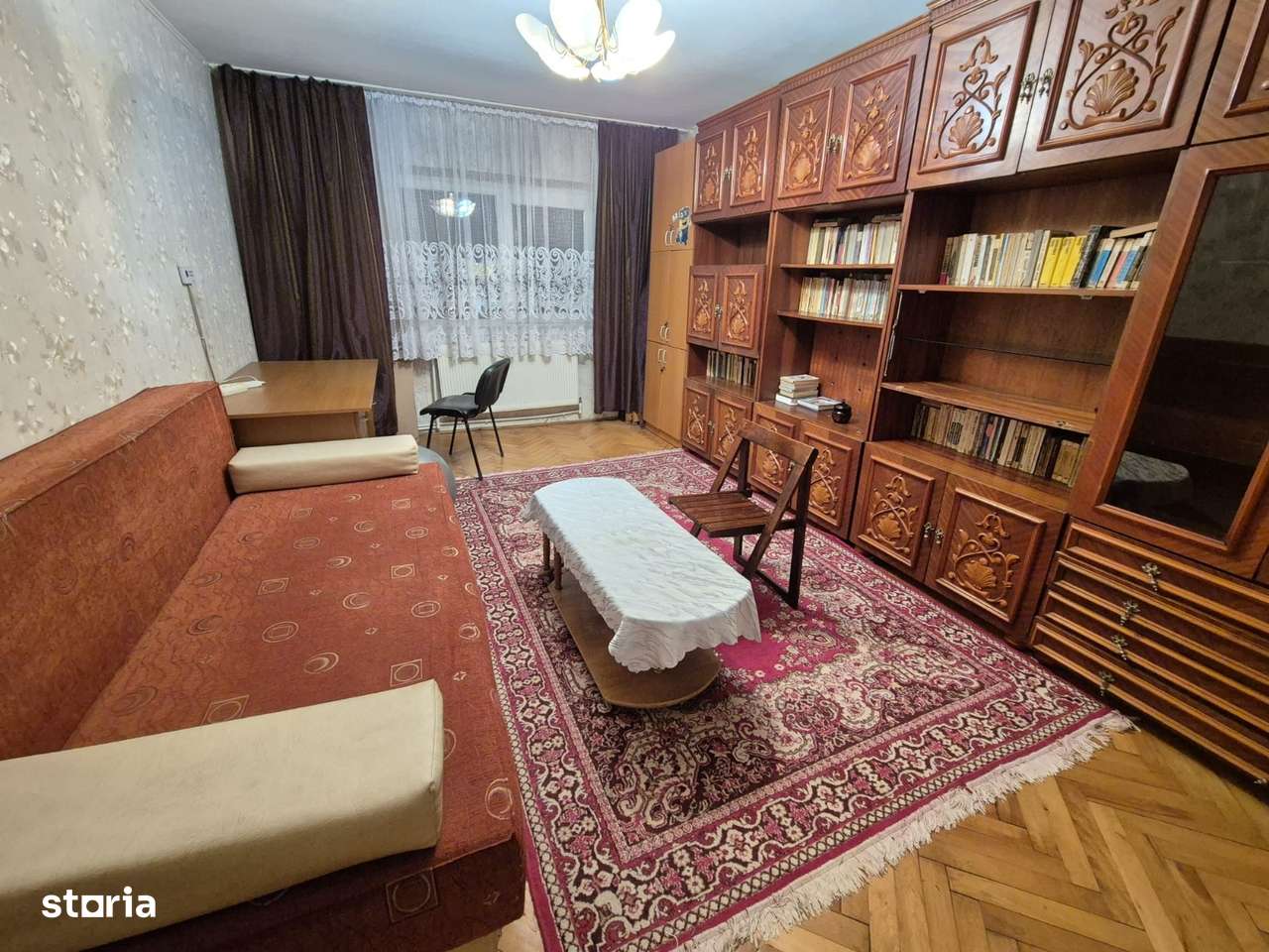 Apartament cu 3 camere decomandat Nicolina Catedrala Catolică et2-7