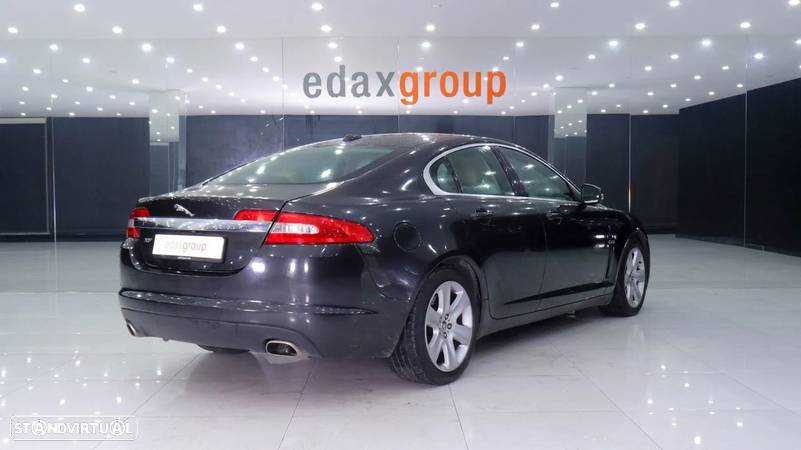 Jaguar XF 3.0 D V6 Luxury - 3