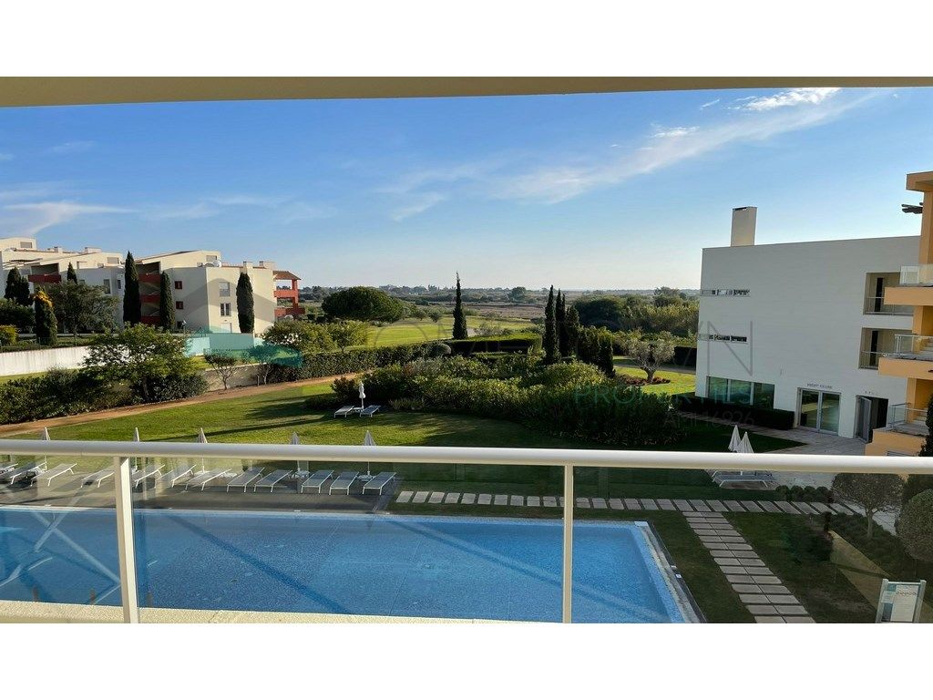 Fantástico apartamento triplex com vista Mar/Golf/Piscina