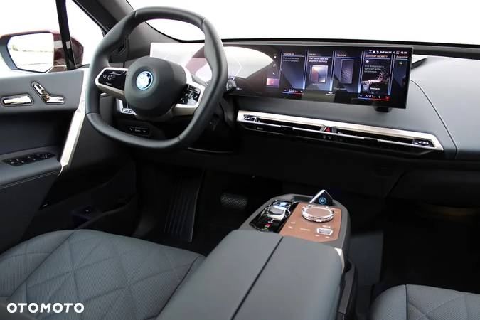 BMW iX xDrive40 - 5