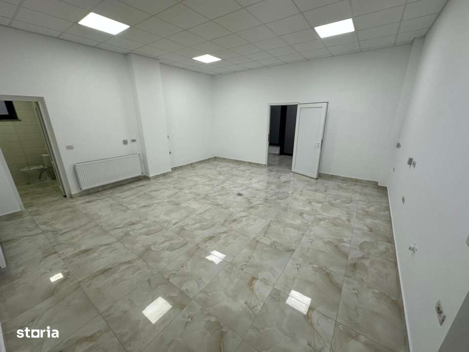 Spatiu birouri, parter, 55mp utili , Radauti - Imagine principală: 2/5
