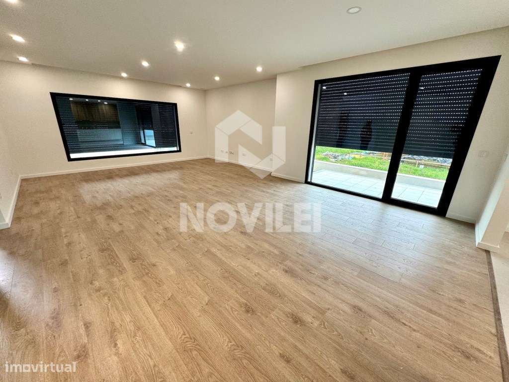 Moradia T4 em construção na Ortigosa, Leiria-4