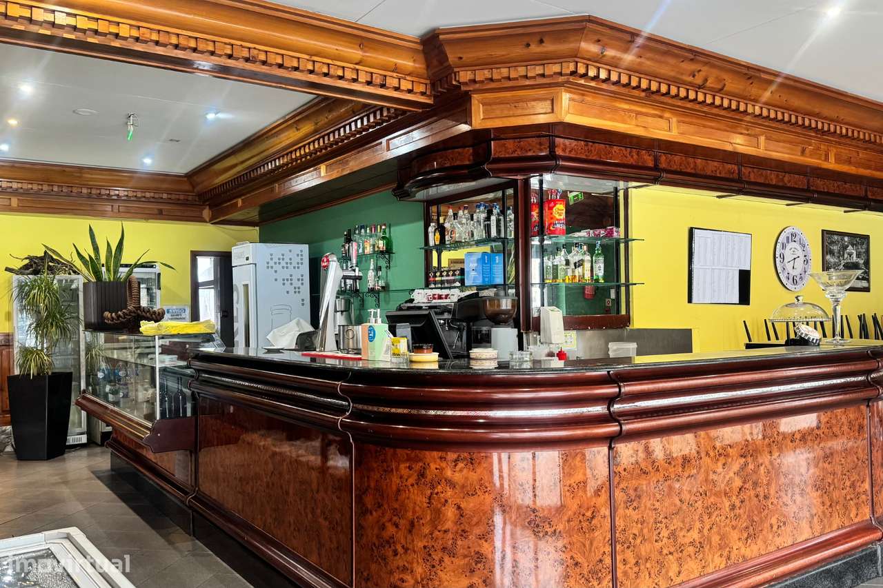 Imóvel Comercial - Restaurante e Café no Luso-11