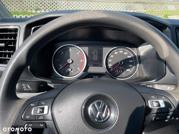 Volkswagen CRAFTER - 16