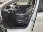 Peugeot 308 1.2 PureTech Allure Full LED - 7