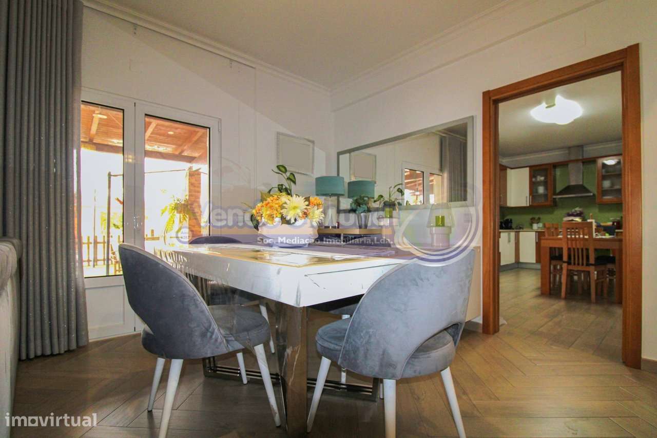 Moradia T3 + 3 em Foros de Salvaterra (F773) - Grande imagem: 4/33