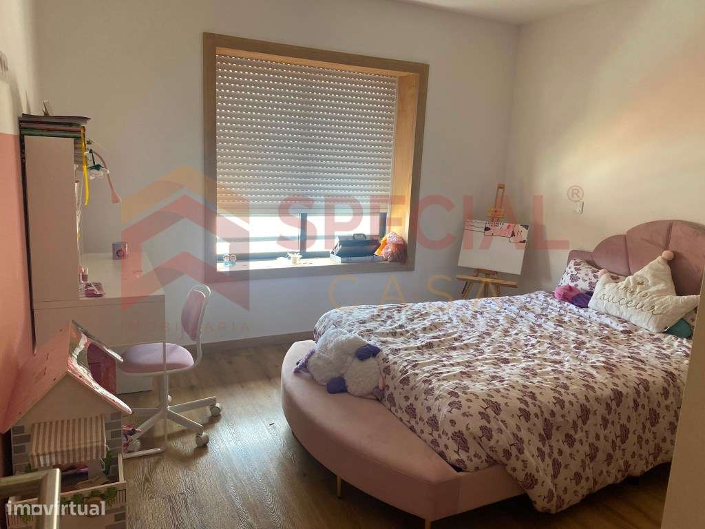 Apartamento T3+1 em Arcozelo-14