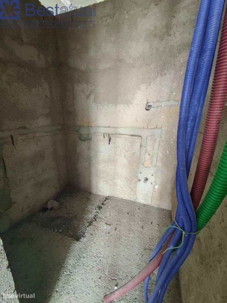 Moradias Bifamiliar - Acab. de Qualidade - Avidos-44