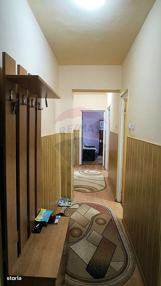 Apartament 3 camere decomandate – zonă excelentă, cartier Vitrometan-8