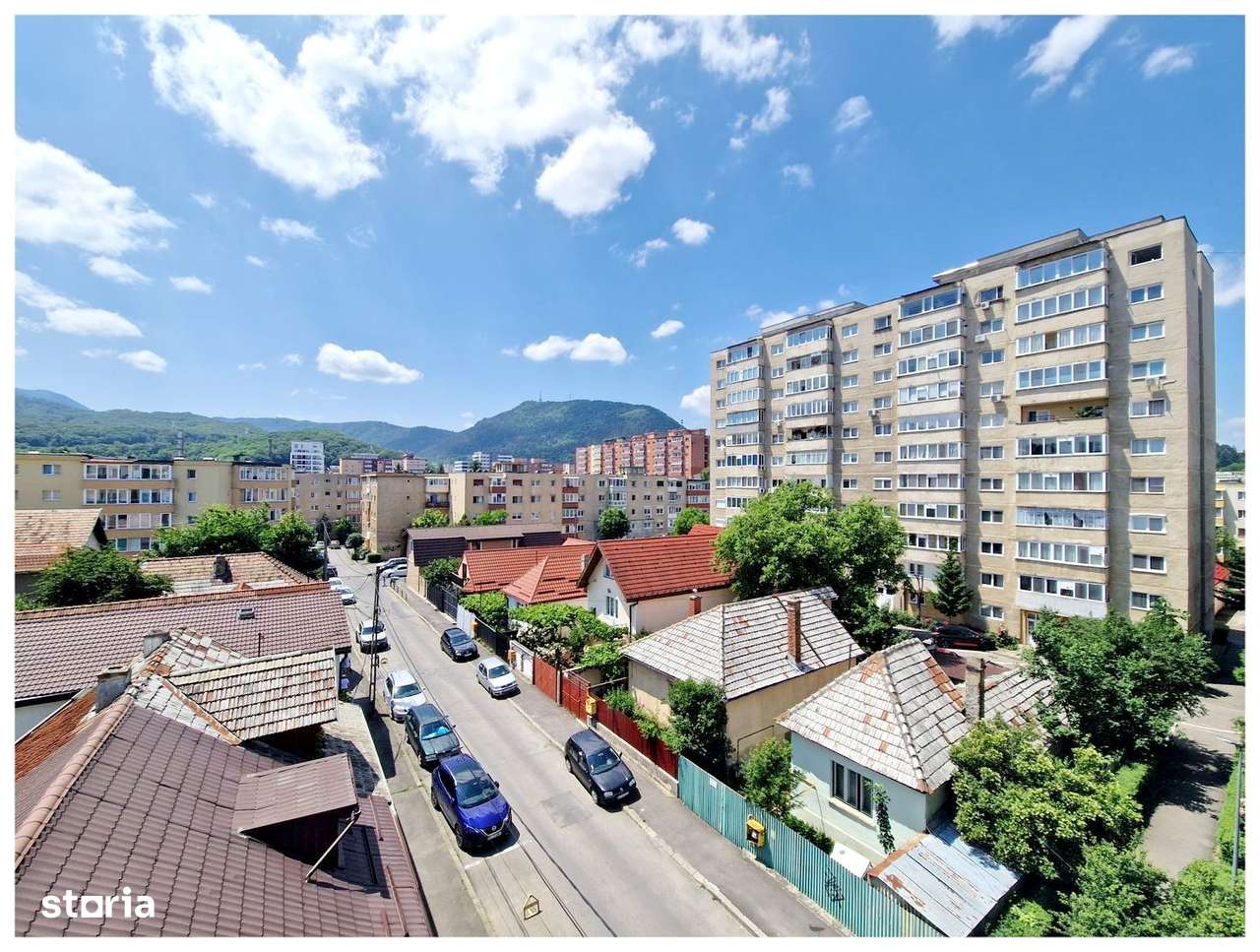 De Vanzare! Apartament 3 camere decomandat- str Zorilor-0