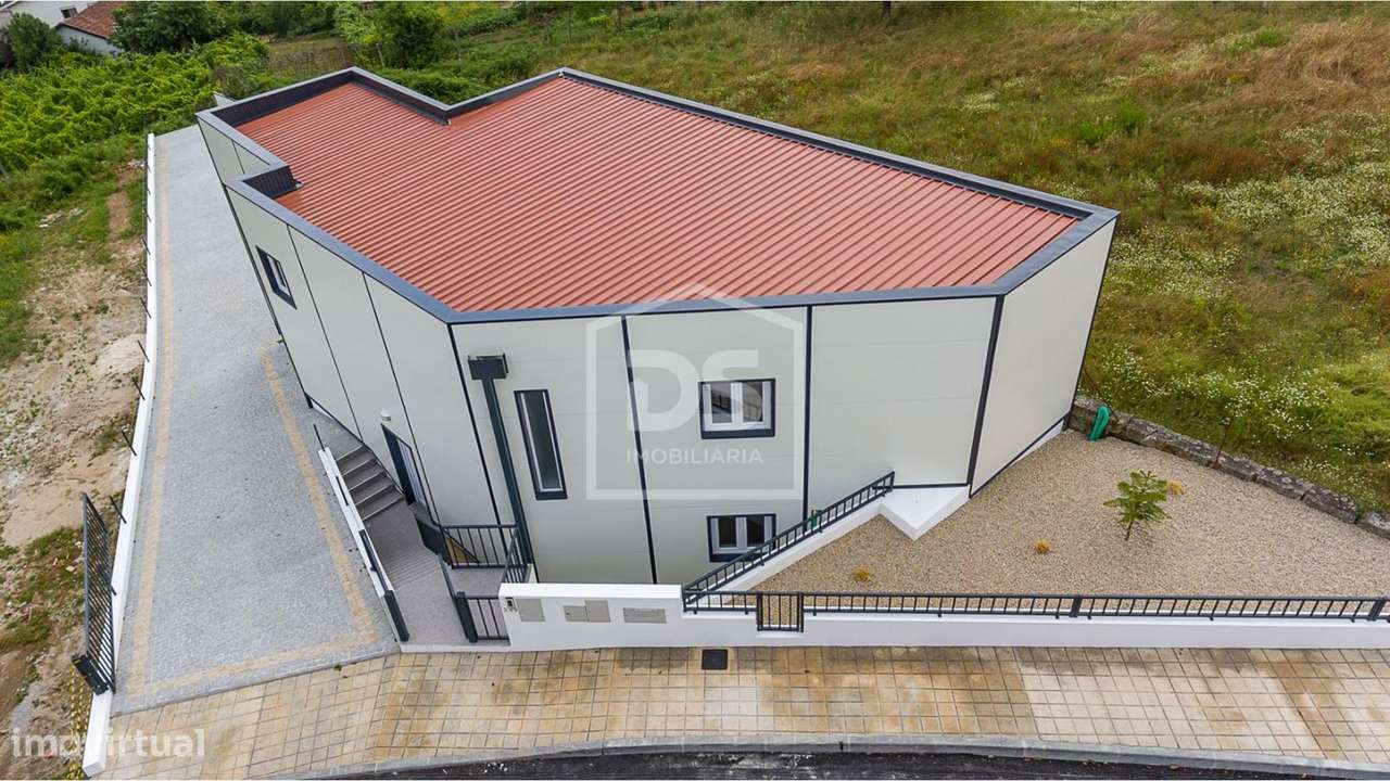 Moradia Isolada T6 Venda em Silvares, Pias, Nogueira e Alvarenga,Lousa - Grande imagem: 3/27