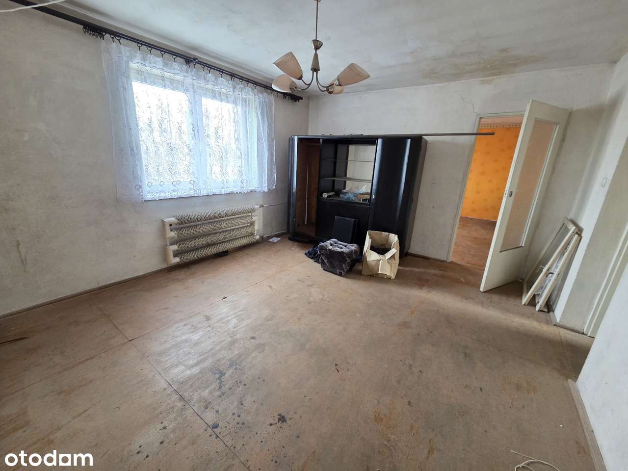 Dom bliźniak z garażem, budynkami gospodarczymi i piwnicą w Śmiglu-16